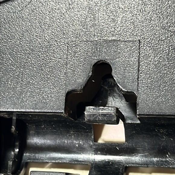 John Deere Motorsports NASCAR Vintage Wall Clock, battery incl - Picture 7 of 8